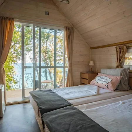 къщички синьо лято, черноморец - - Blue Summer Tatil Evi Varna