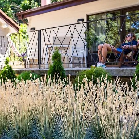 къщички синьо лято, черноморец - Blue Summer Houses, Chernomorets