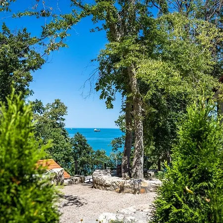 къщички синьо лято, черноморец - Blue Summer Houses, Chernomorets *