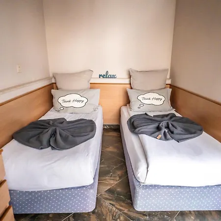 къщички синьо лято, черноморец - Blue Summer Houses, Chernomorets