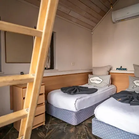 къщички синьо лято, черноморец - Blue Summer Houses, Chernomorets Ferienhaus