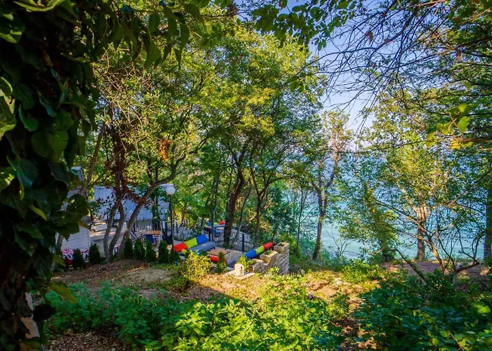 къщички синьо лято, черноморец - - Blue Summer Varna