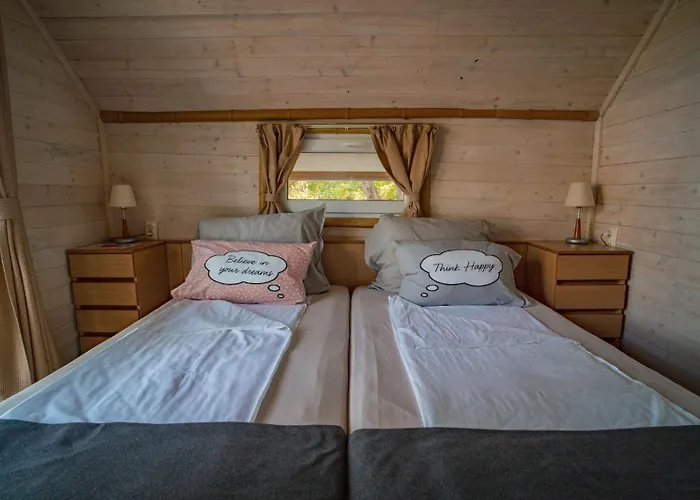 къщички синьо лято, черноморец - - Blue Summer